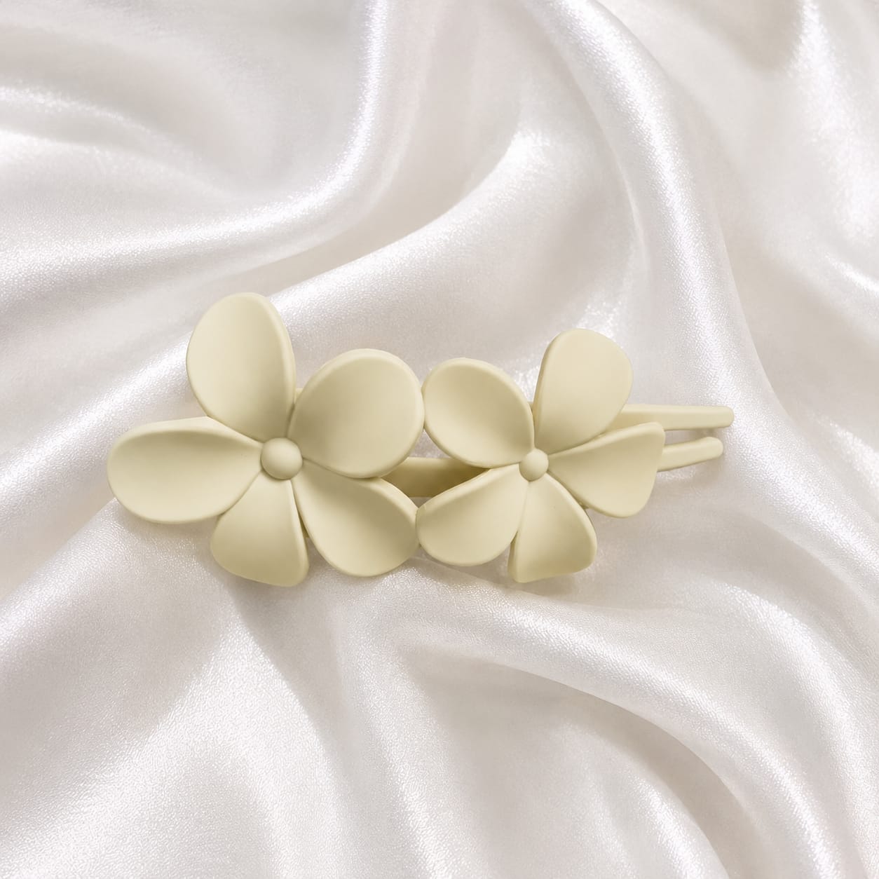 Twin Floral Hair Claw