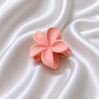 Petal Pop Hair Claw