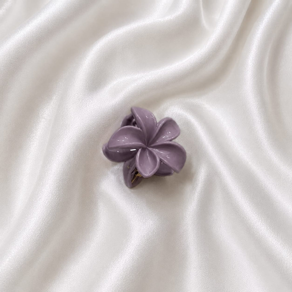 Petal Pop Hair Claw