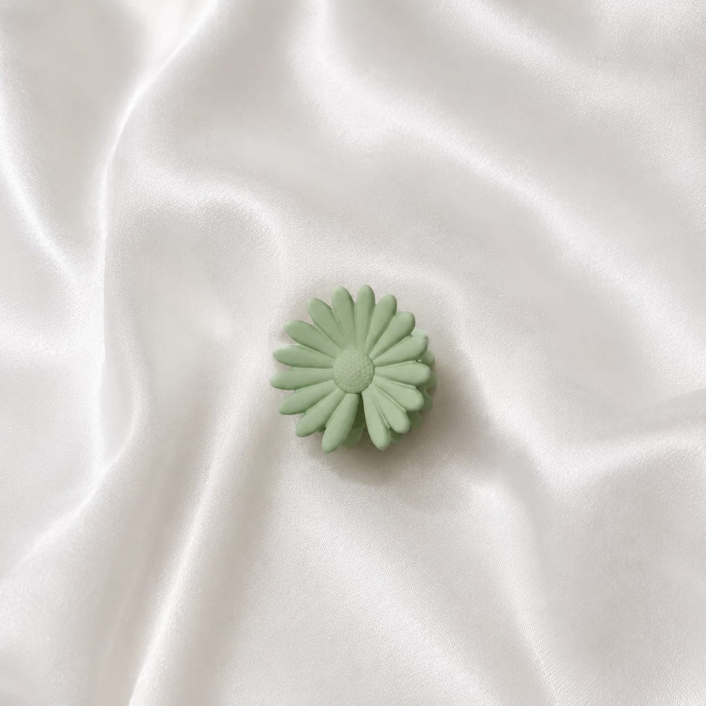 Bloom Hair Claw
