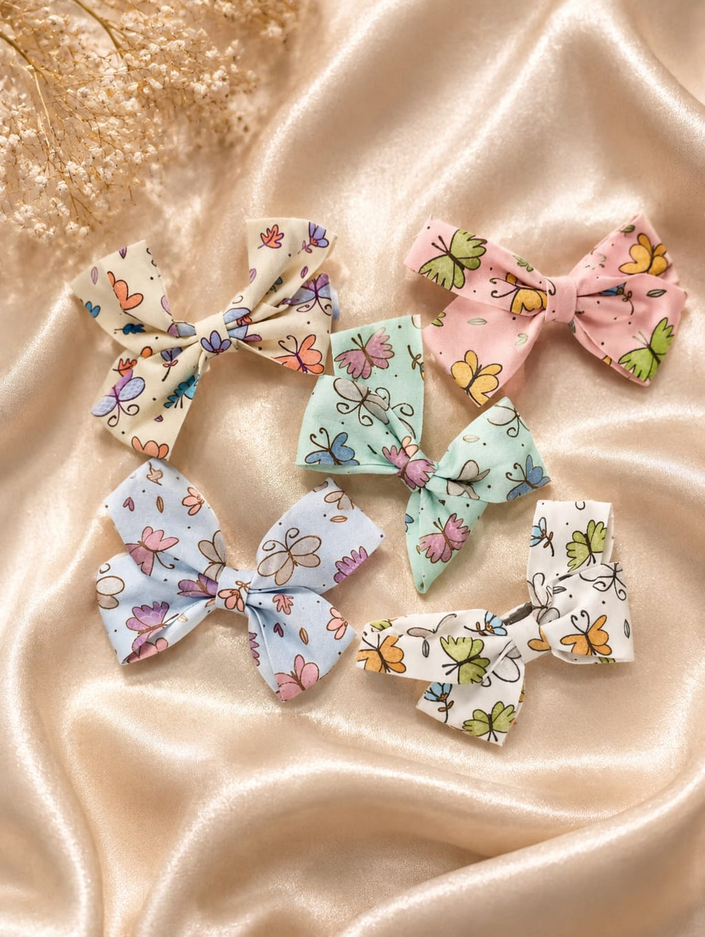 Sweet Flutter Hair Clip