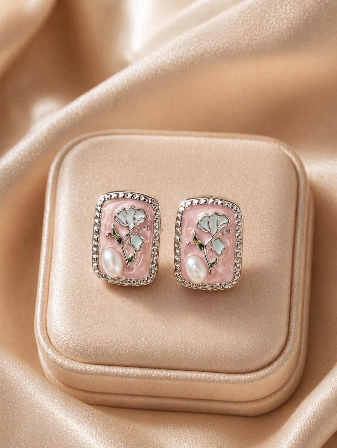 Garden Frame Studs Earrings